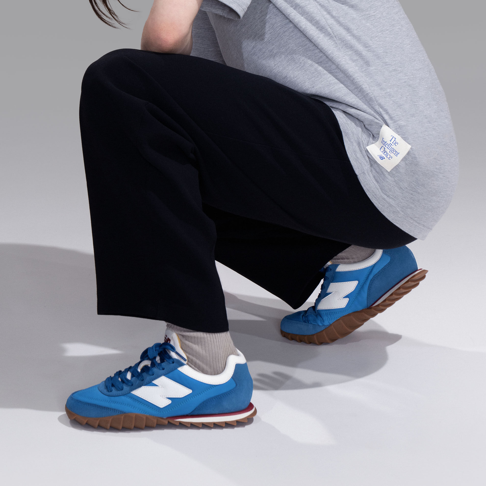 美品☆new balance RC30　24cm New Balance's RC30 Black Grey Is Inspired By A '70s Classic