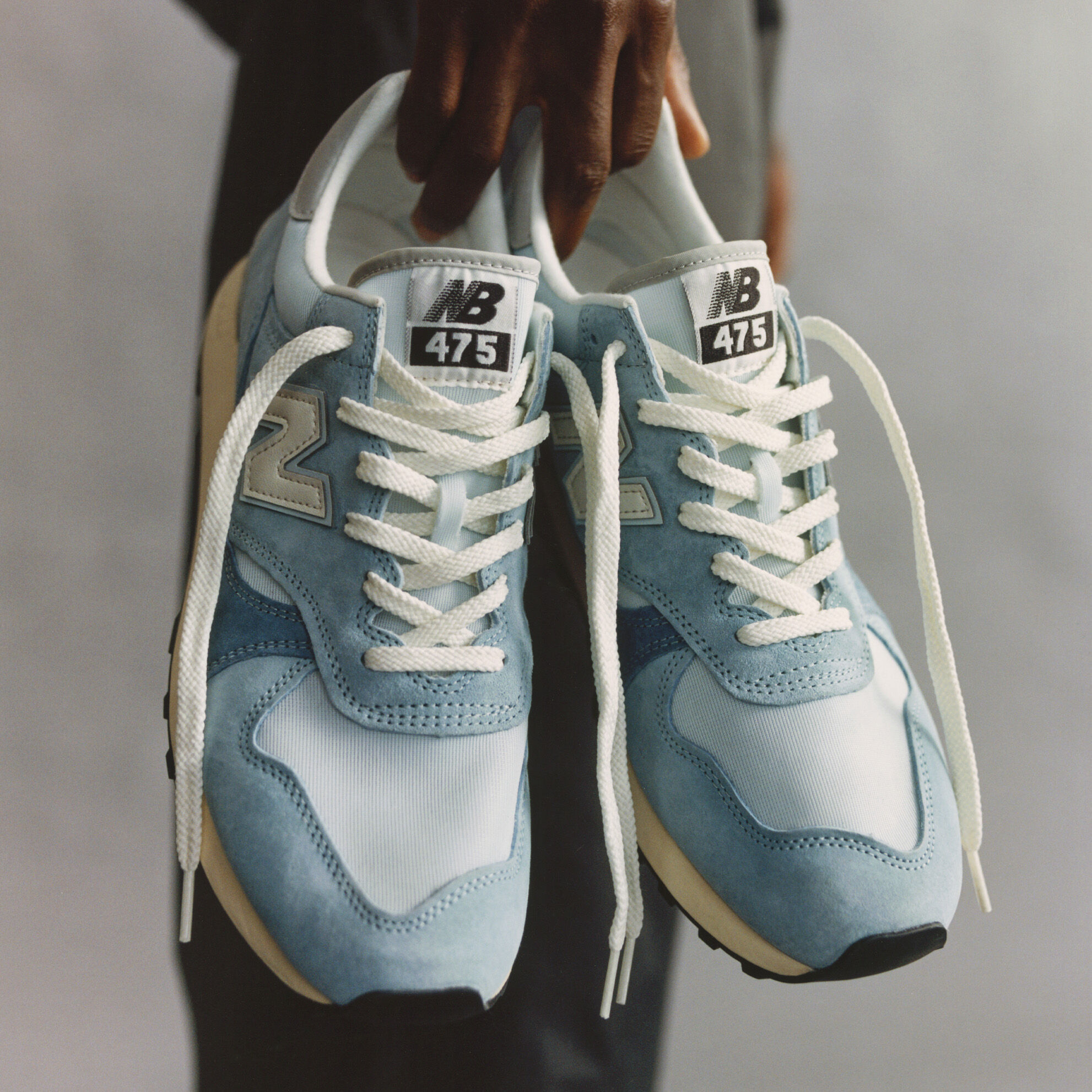 Mens new balance 475 sneakers 2025